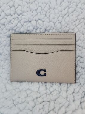 Coach Pebbled Leather Card Holder in Light Beige